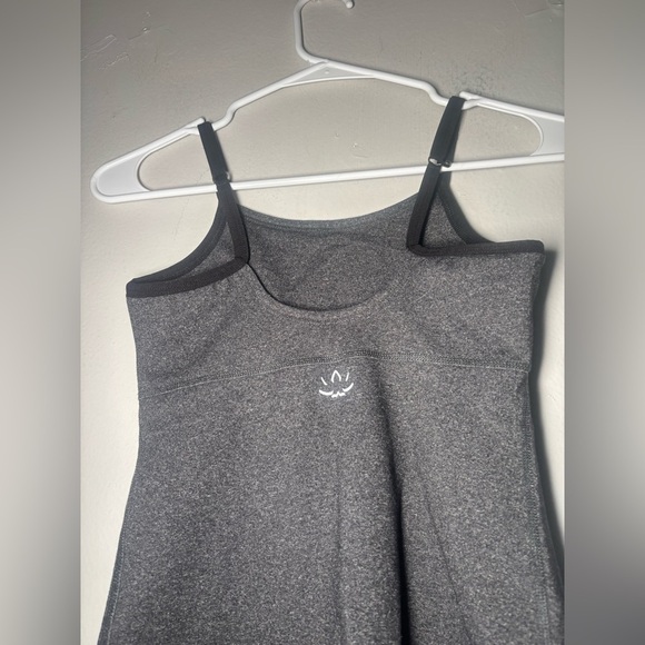 Beyond Yoga Charcoal Gray Black Spacedye Move It Tank Dress size XS - Picture 4 of 6